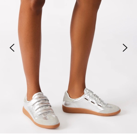 Steve Madden Momentum Silver Sneakers Size 9 - Picture 3 of 7